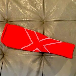 2xu compression sleeve red men’s large